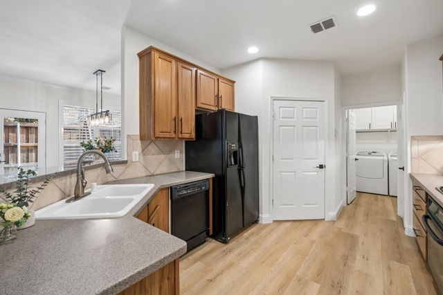 559 Hawken Drive, Coppell, TX 75019