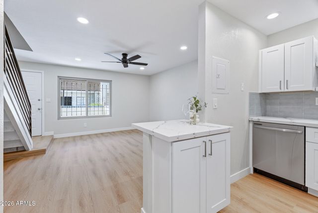 4608 W MARYLAND Avenue 130, Glendale, AZ 85301
