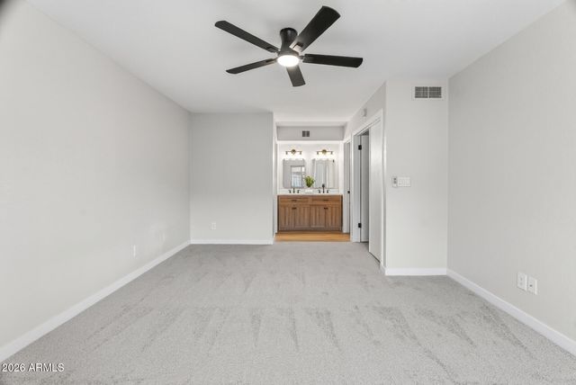 4608 W MARYLAND Avenue 130, Glendale, AZ 85301