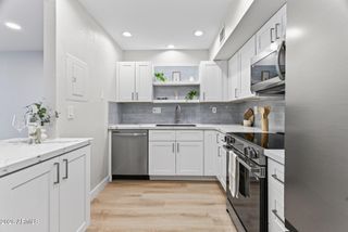 4608 W MARYLAND Avenue 130, Glendale, AZ 85301