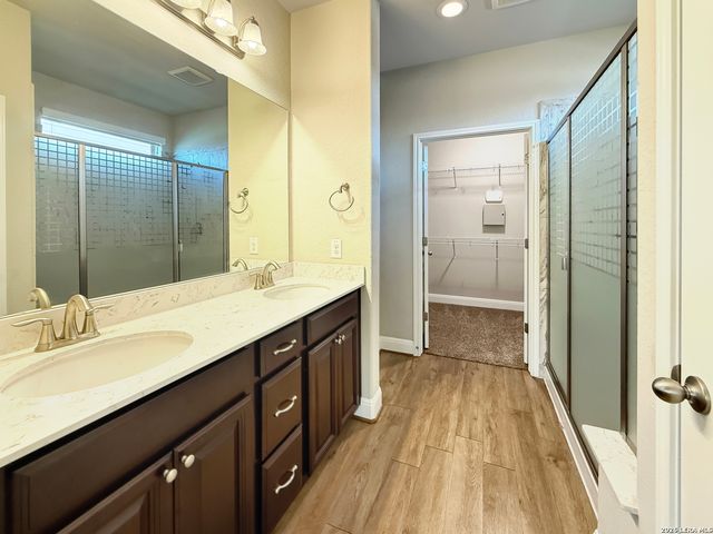 8720 Indian Bluff, Converse, TX 78109
