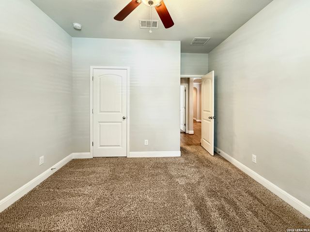 8720 Indian Bluff, Converse, TX 78109