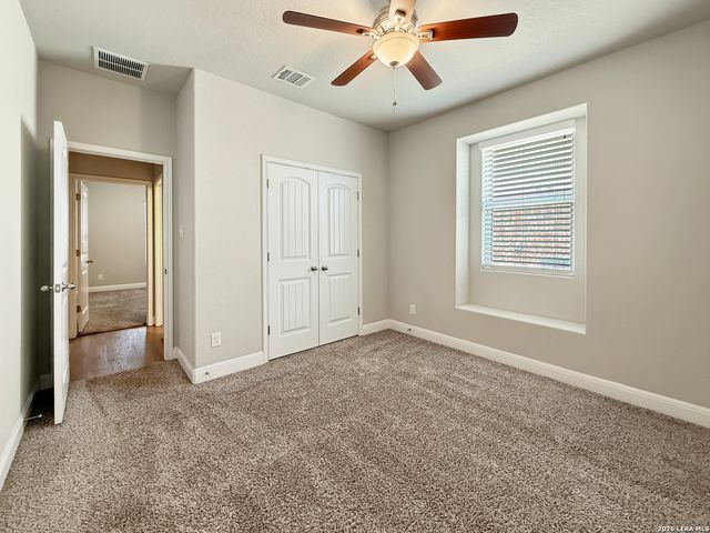 8720 Indian Bluff, Converse, TX 78109