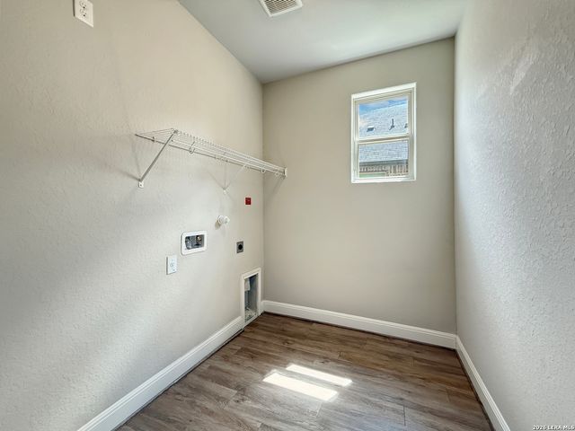 8720 Indian Bluff, Converse, TX 78109