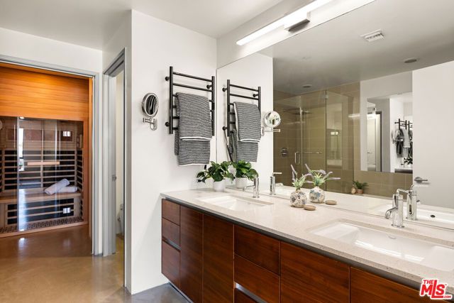 11500 Tennessee Avenue 315, Los Angeles, CA 90064