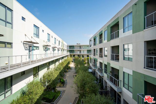 11500 Tennessee Avenue 315, Los Angeles, CA 90064