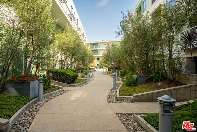 11500 Tennessee Avenue 315, Los Angeles, CA 90064