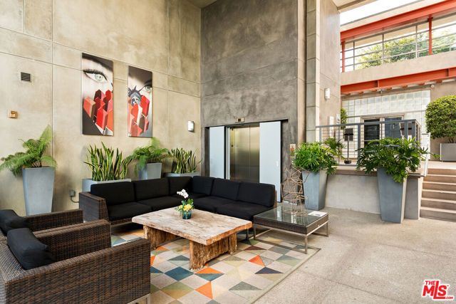 11500 Tennessee Avenue 315, Los Angeles, CA 90064