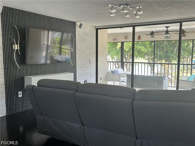 4250 Steamboat BEND 206, Fort Myers, FL 33919