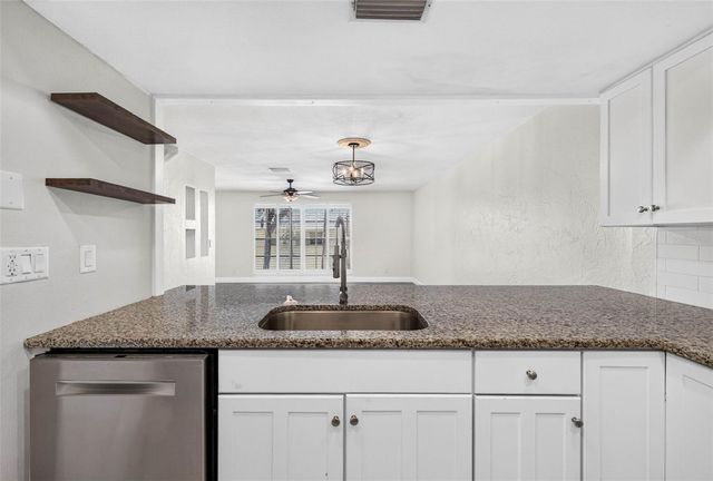 606 S GLEN AVENUE 5, Tampa, FL 33609