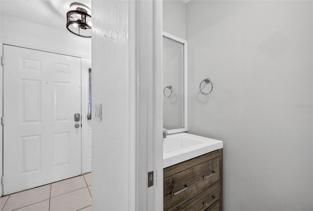 606 S GLEN AVENUE 5, Tampa, FL 33609