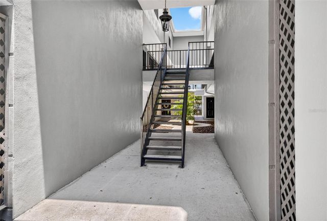 606 S GLEN AVENUE 5, Tampa, FL 33609