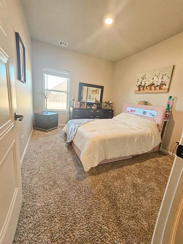 13525 NW 1st Terrace, Yukon, OK 73099