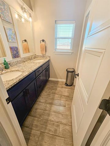 13525 NW 1st Terrace, Yukon, OK 73099