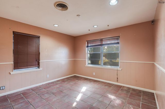 4438 CALL FIELD ROAD, Wichita Falls, TX 76310