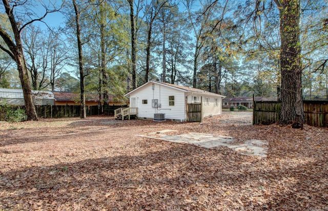 7512 Shady Grove Road, Little Rock, AR 72209