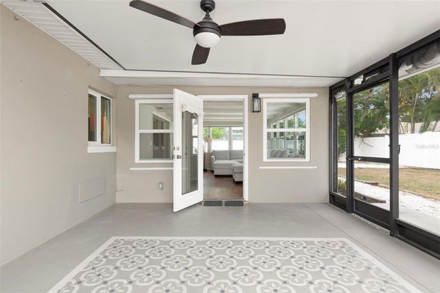 6355 23RD AVENUE N, St Petersburg, FL 33710