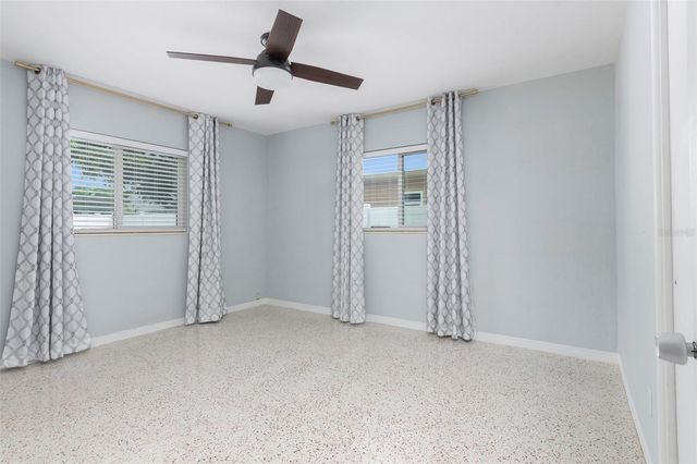 6355 23RD AVENUE N, St Petersburg, FL 33710