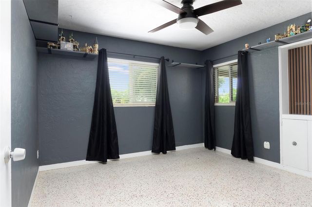 6355 23RD AVENUE N, St Petersburg, FL 33710