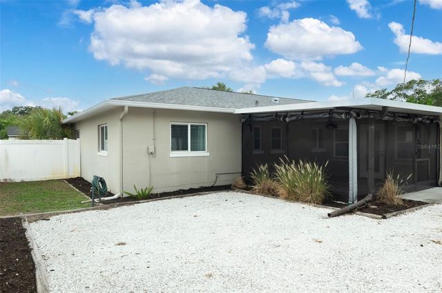 6355 23RD AVENUE N, St Petersburg, FL 33710