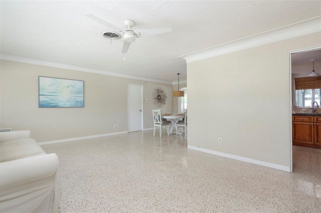 6355 23RD AVENUE N, St Petersburg, FL 33710