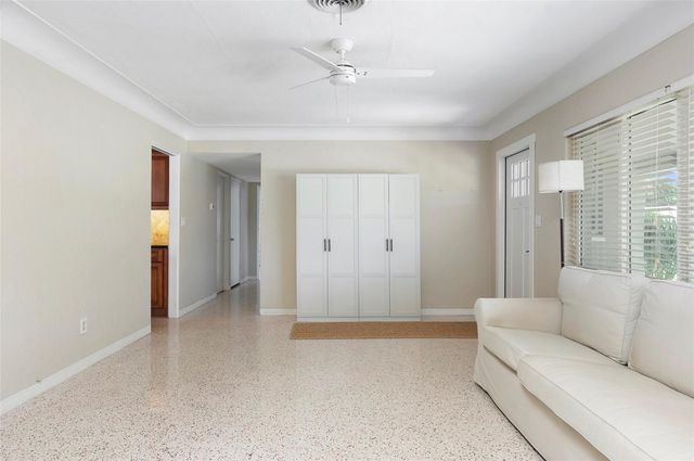 6355 23RD AVENUE N, St Petersburg, FL 33710
