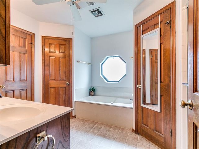 10812 Quail Run Road, Oklahoma City, OK 73150