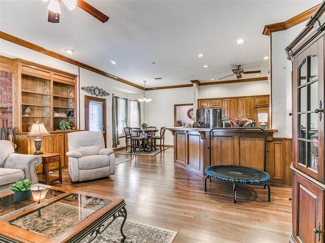 10812 Quail Run Road, Oklahoma City, OK 73150