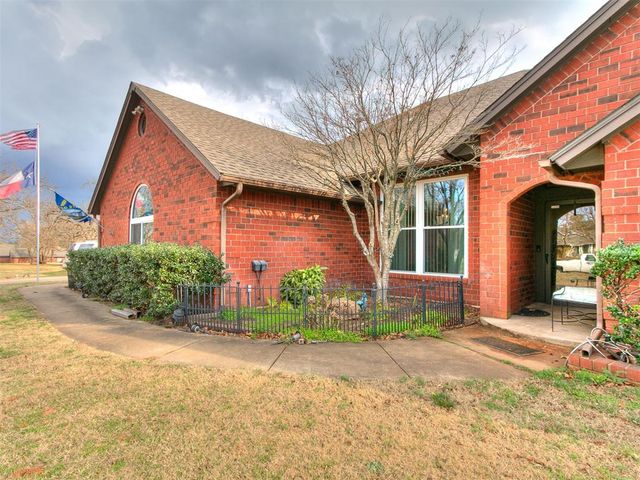 10812 Quail Run Road, Oklahoma City, OK 73150