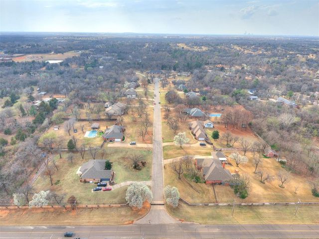 10812 Quail Run Road, Oklahoma City, OK 73150
