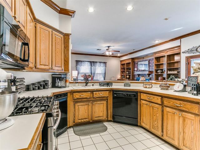 10812 Quail Run Road, Oklahoma City, OK 73150