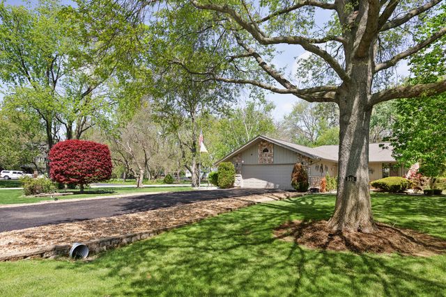 940 Milton Bridge, Frankfort, IL 60423