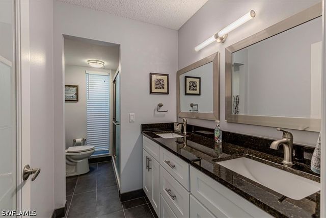 215 Palm DR 215-1, Naples, FL 34112