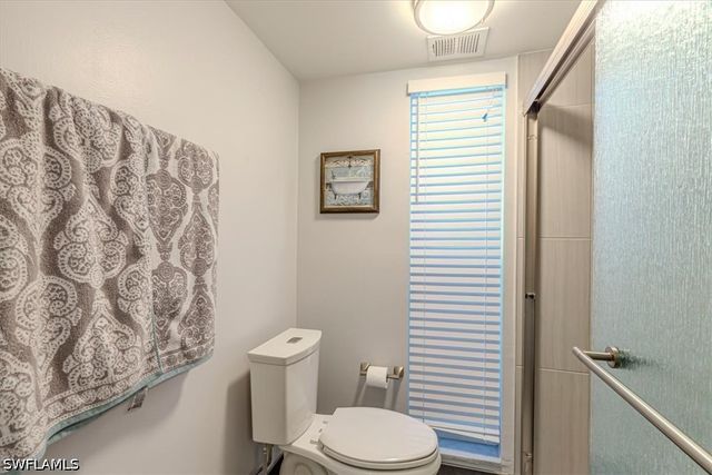 215 Palm DR 215-1, Naples, FL 34112