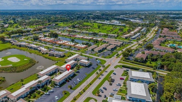 215 Palm DR 215-1, Naples, FL 34112