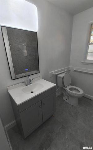 101 S GLENVIEW Drive, Carbondale, IL 62901