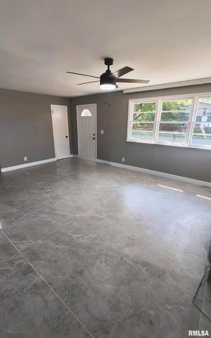 101 S GLENVIEW Drive, Carbondale, IL 62901