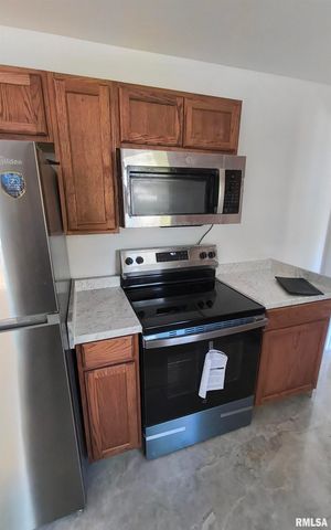 101 S GLENVIEW Drive, Carbondale, IL 62901