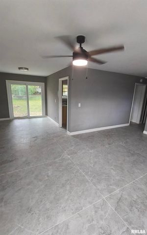 101 S GLENVIEW Drive, Carbondale, IL 62901