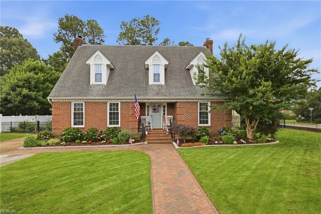1 N Point DR, Portsmouth, VA 23703