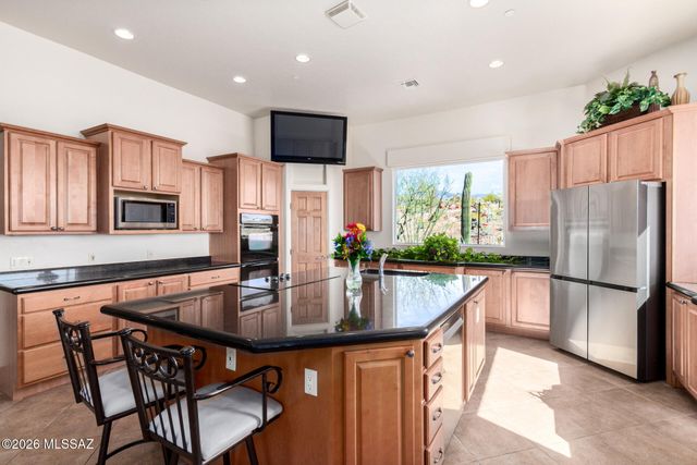 11651 N Copper Mountain Drive, Tucson, AZ 85737