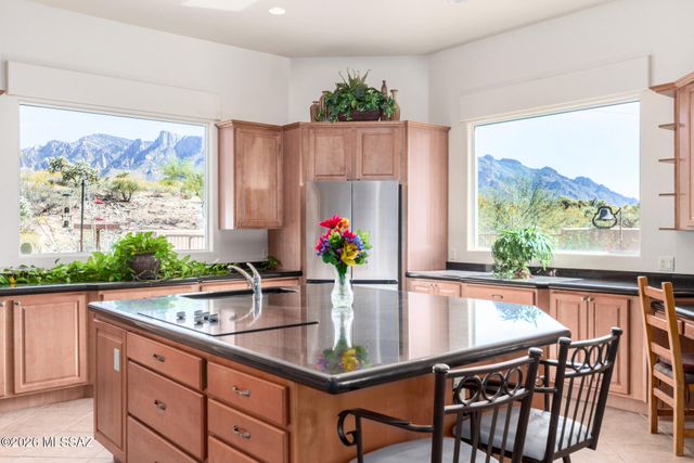 11651 N Copper Mountain Drive, Tucson, AZ 85737