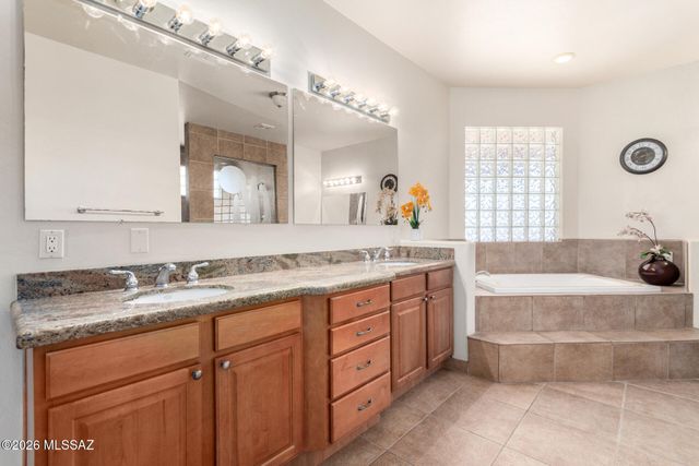 11651 N Copper Mountain Drive, Tucson, AZ 85737