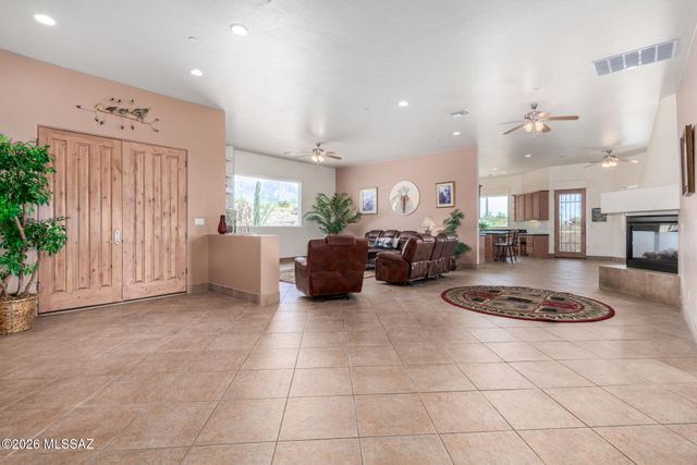 11651 N Copper Mountain Drive, Tucson, AZ 85737