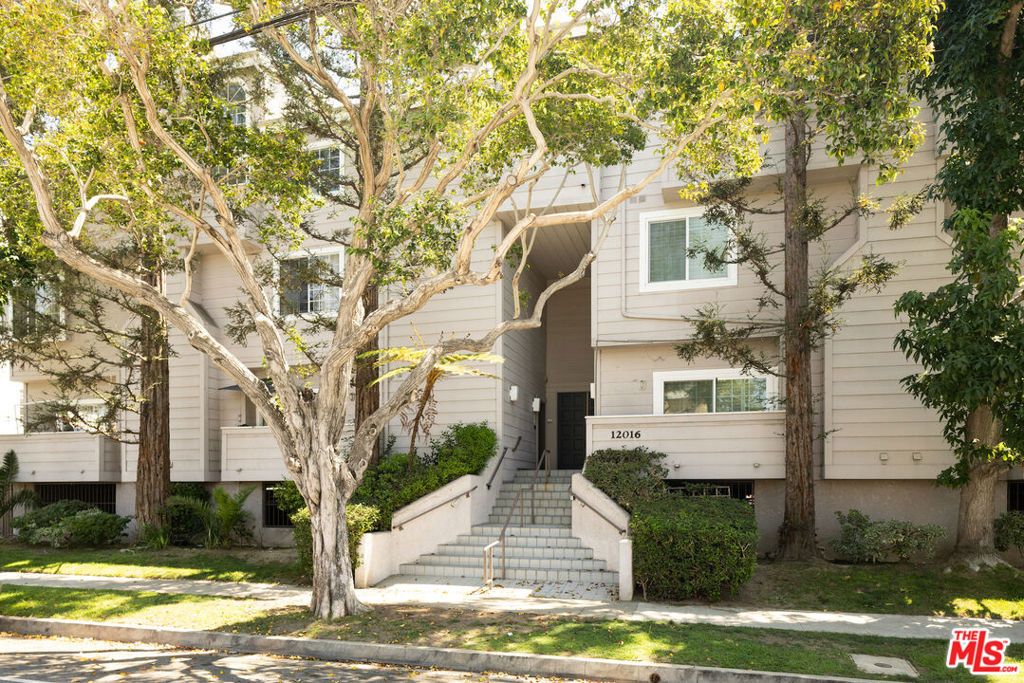 12016 Washington Place 106, Los Angeles, CA 90066 — photo 2