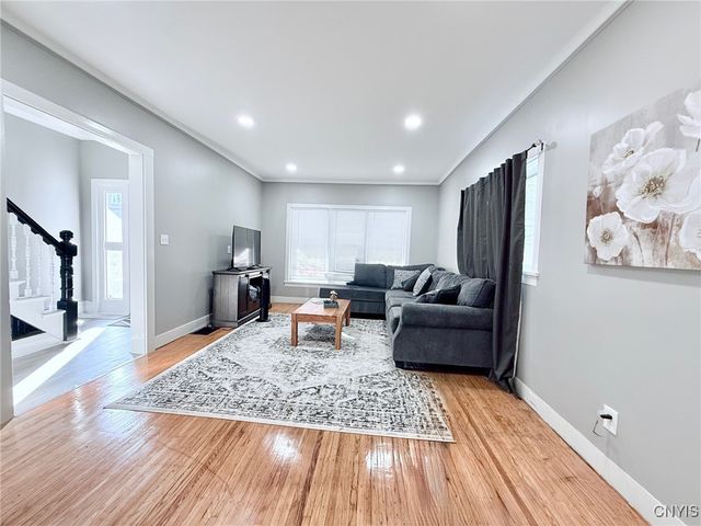 390 Hayward Avenue, Rochester, NY 14609