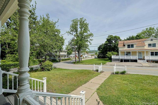 2 Broadway Avenue 2, Chelsea, NY 12512