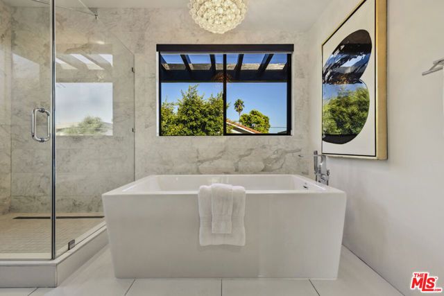 932 N Crescent Heights Boulevard, Los Angeles, CA 90046