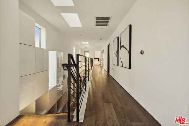 932 N Crescent Heights Boulevard, Los Angeles, CA 90046