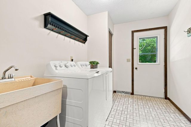 16755 7th Street NE, Ham Lake, MN 55304